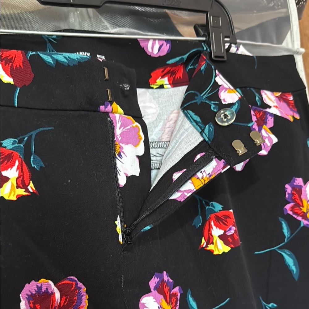 Plus Pixie Pant - Floral - image 4